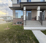 Brand New 3+Den Bedroom, 2.5 Bathroom Duplex for Rent in Mahogany SE, Calgary