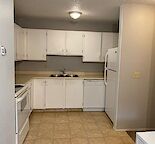 3 bedroom, 1.5 Bath top floor unit