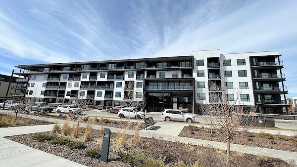 Calgary 1 bedroom Condo Unit for rent. Property photo: 654875-3