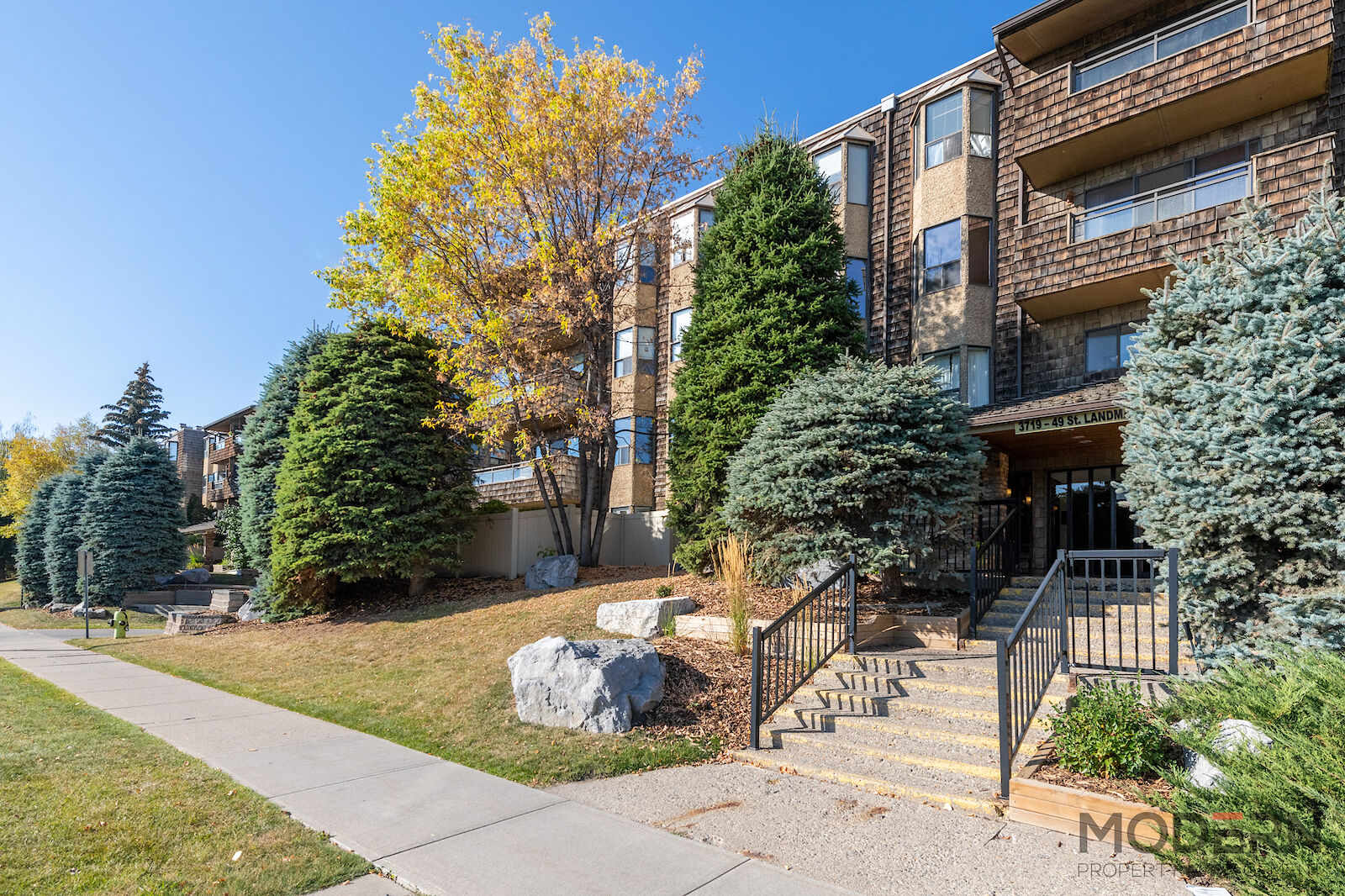 Calgary 1 bedroom Condo Unit for rent. Property photo: 655254-1