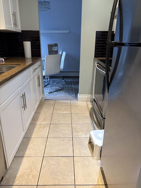 Calgary 2 bedrooms Condo Unit for rent. Property photo: 655482-2