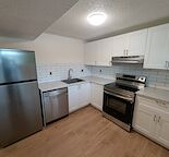Newly Renovated 2 Bedroom Suite