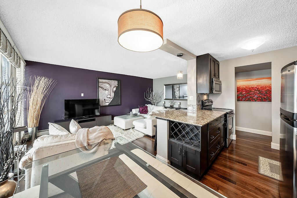 Calgary 2 bedrooms Condo Unit for rent. Property photo: 655728-1