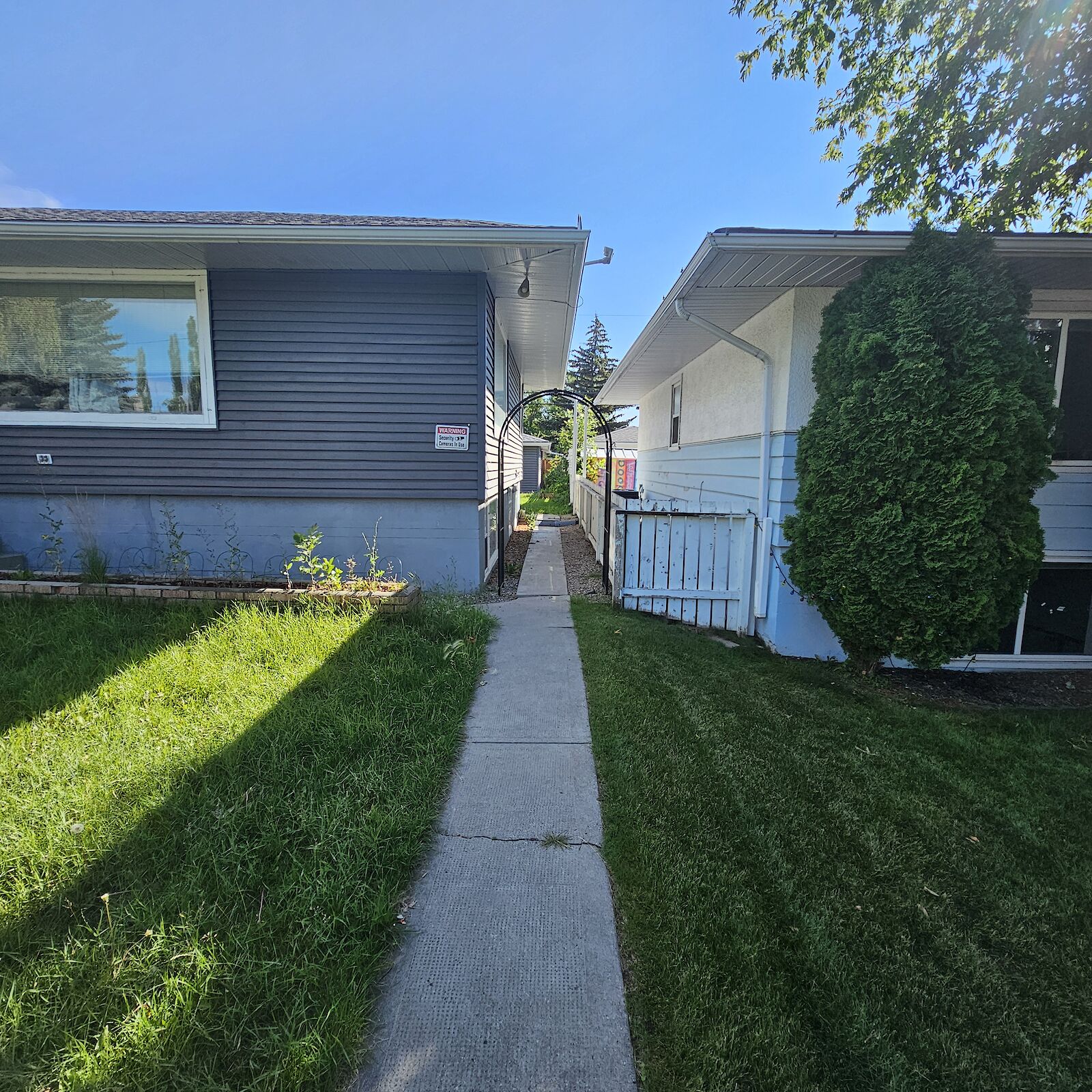 Calgary 2 bedrooms Basement for rent. Property photo: 655927-1