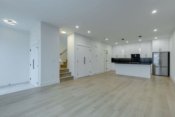 Calgary 2 + Den bedrooms Townhouse for rent. Property photo: 656122-3