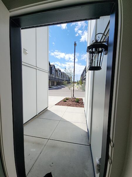 Airdrie 3 bedrooms Townhouse for rent. Property photo: 656233-2