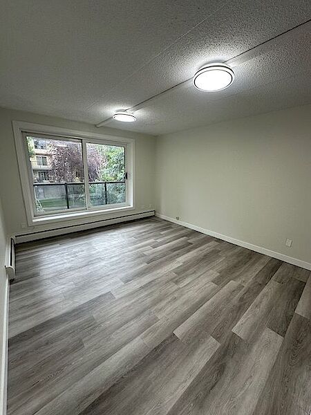 Calgary 1 bedrooms Apartment for rent. Property photo: 656247-2