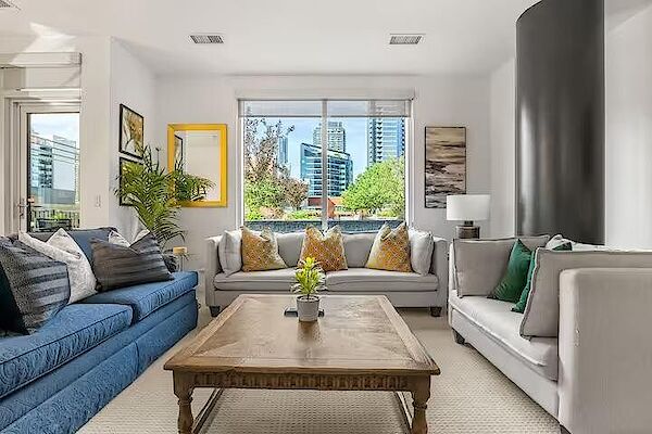 Calgary 2 bedrooms Condo Unit for rent. Property photo: 656763-3