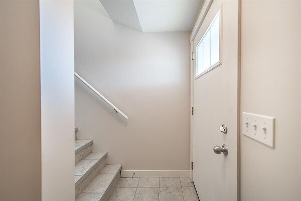 Calgary 2 bedrooms Townhouse for rent. Property photo: 656766-3