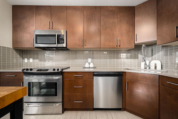 Calgary 2 bedrooms Condo Unit for rent. Property photo: 657146-3