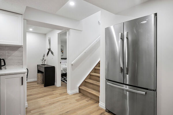 Calgary 2 + Den bedrooms Basement for rent. Property photo: 659707-3
