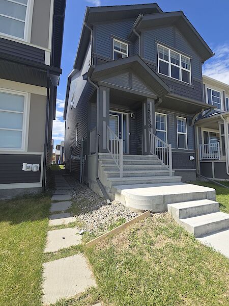 Calgary 3 + Den bedrooms House for rent. Property photo: 660416-3