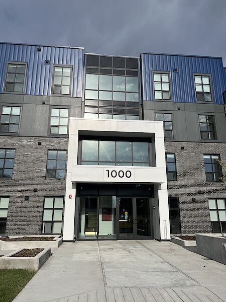 Calgary 2 bedrooms Condo Unit for rent. Property photo: 660424-3