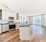 2 Bedroom Inner City Condo, Walking Distance from 17th Ave