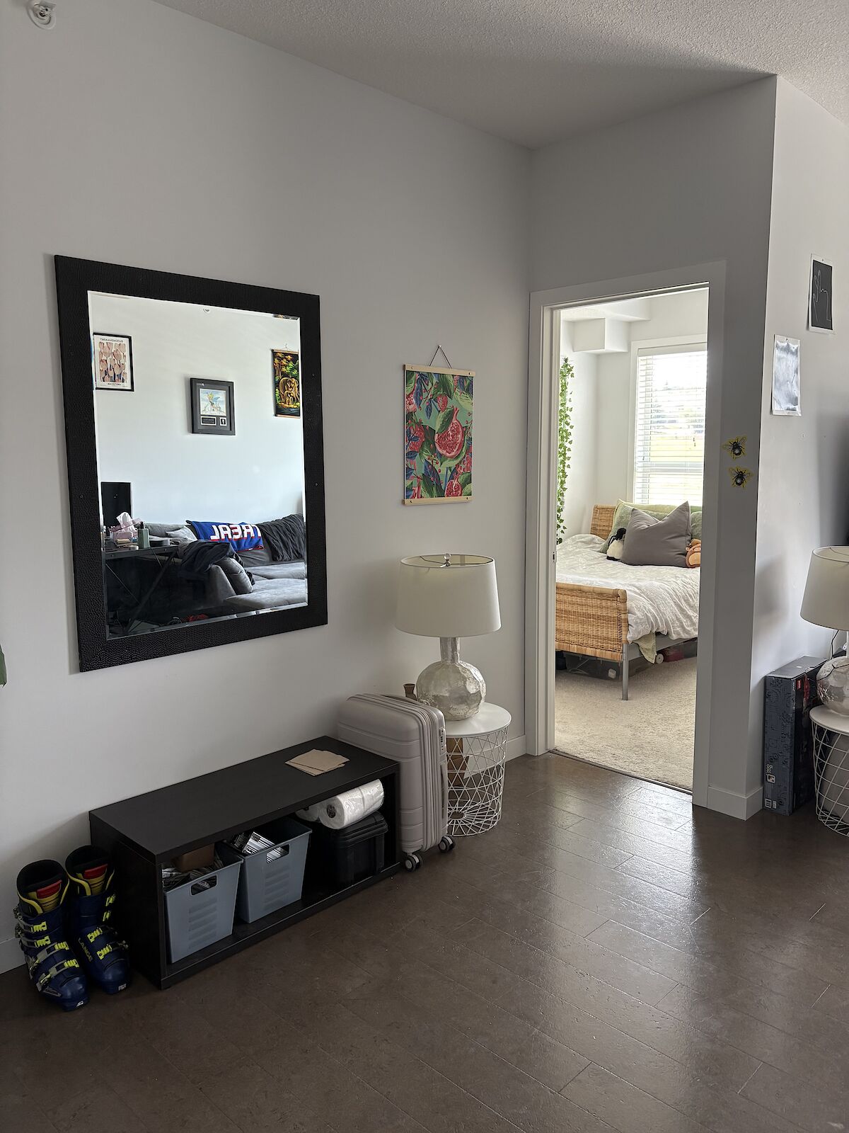 Calgary 2 bedrooms Condo Unit for rent. Property photo: 661232-1