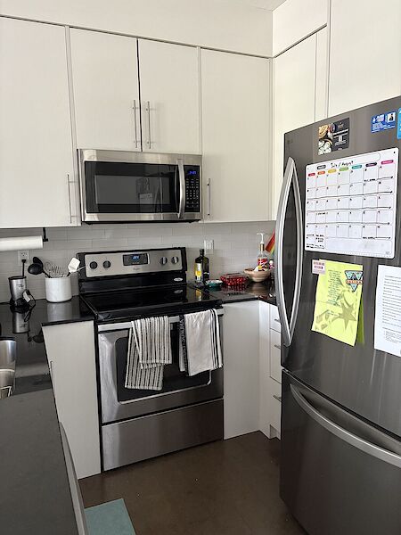 Calgary 2 bedrooms Condo Unit for rent. Property photo: 661232-3