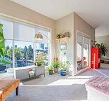 Spacious 2 bedroom with a view of downtown in a quiet neighborhood