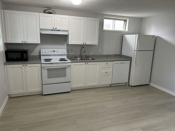 Calgary 2 bedrooms Basement for rent. Property photo: 66216-2