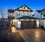 Beautiful 4-Bedroom Home w/ Office and Kids’ Play Zone