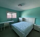 Cozy Private Bedroom with Ensuite – Female Only！