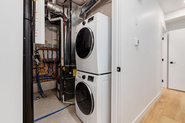 Calgary 2 bedrooms Townhouse for rent. Property photo: 663782-3