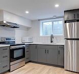 2 bed suite available immediately inner city  (Thorncliffe)