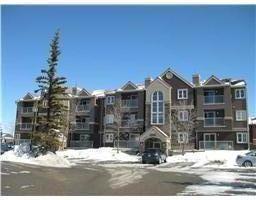 Calgary 2 bedrooms Condo Unit for rent. Property photo: 66545-1