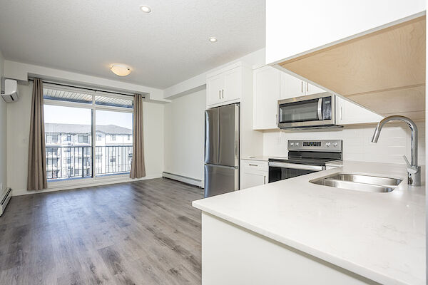 Calgary 2 bedrooms Condo Unit for rent. Property photo: 666463-3