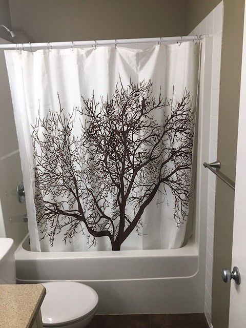 Calgary 2 bedrooms Room For Rent for rent. Property photo: 66739-1