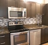 Cozy 1 Bed 1 Bath Condo with Parks view