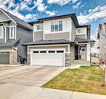 Bright & Spacious 3-Bedroom Home backing onto Pond