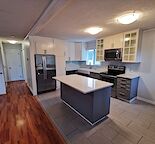 Modern 2-Bedroom Main Floor Suite  - Pet-Friendly Gem in Dover!