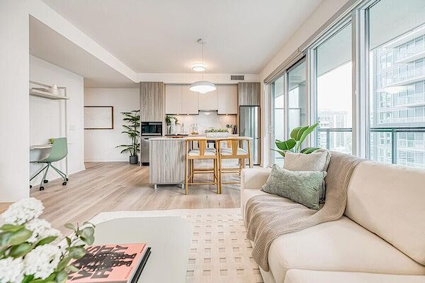 Toronto 1 bedrooms Apartment for rent. Property photo: 669107-2