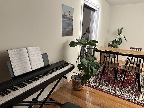 Calgary 4 bedrooms House for rent. Property photo: 669267-3