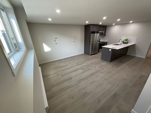 Calgary 2 bedrooms Condo Unit for rent. Property photo: 669799-2