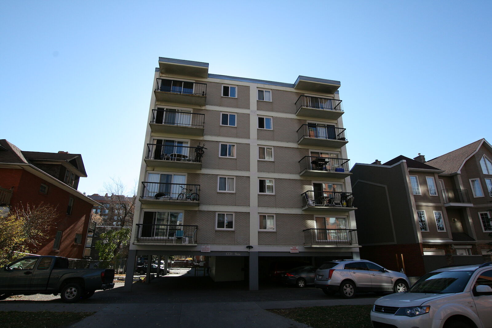 Calgary 1 bedroom Apartment for rent. Property photo: 670717-1