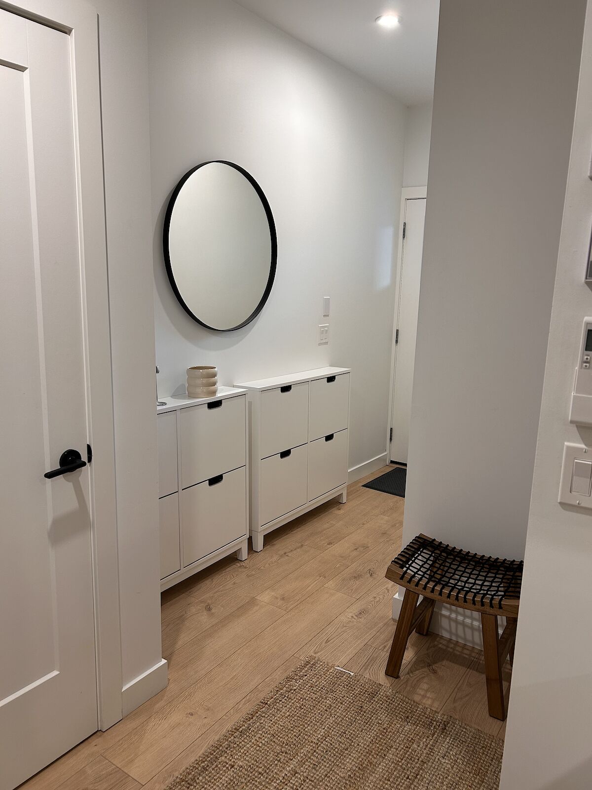 Calgary 2 bedrooms Basement for rent. Property photo: 671190-1