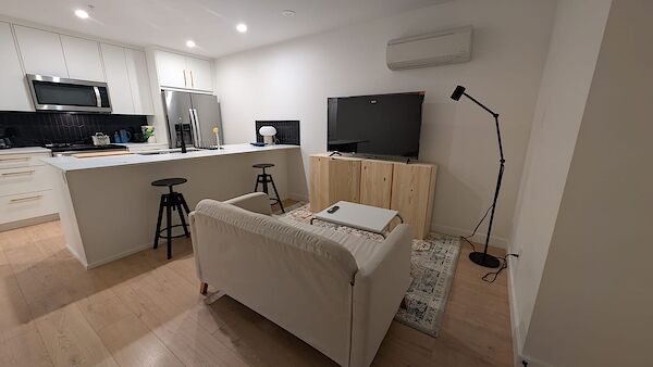 Calgary 2 bedrooms Basement for rent. Property photo: 671190-3