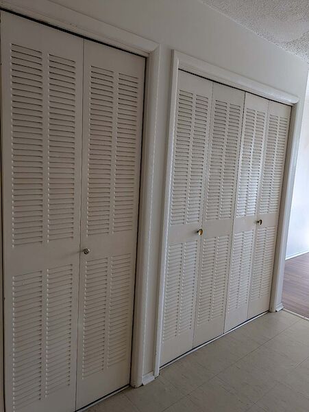 Calgary studio Condo Unit for rent. Property photo: 67129-3