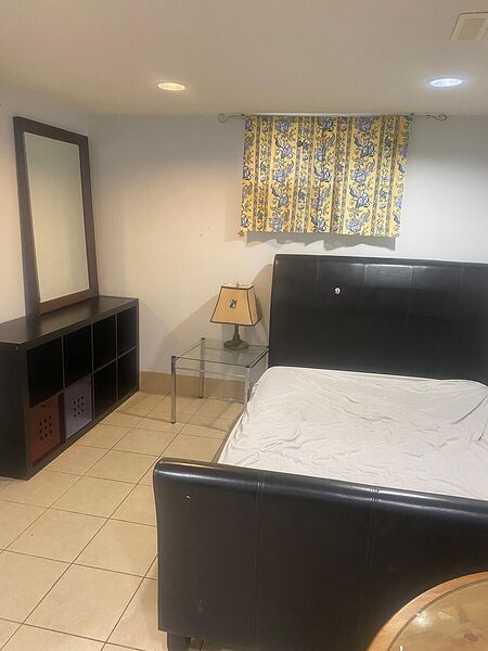 Calgary 1 bedroom Room For Rent for rent. Property photo: 671319-2