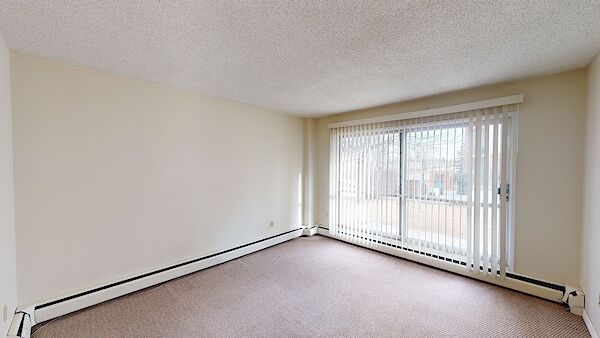Welcome to your new home in beautiful Tuxedo Park!