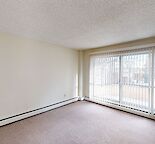 Welcome to your new home in beautiful Tuxedo Park!