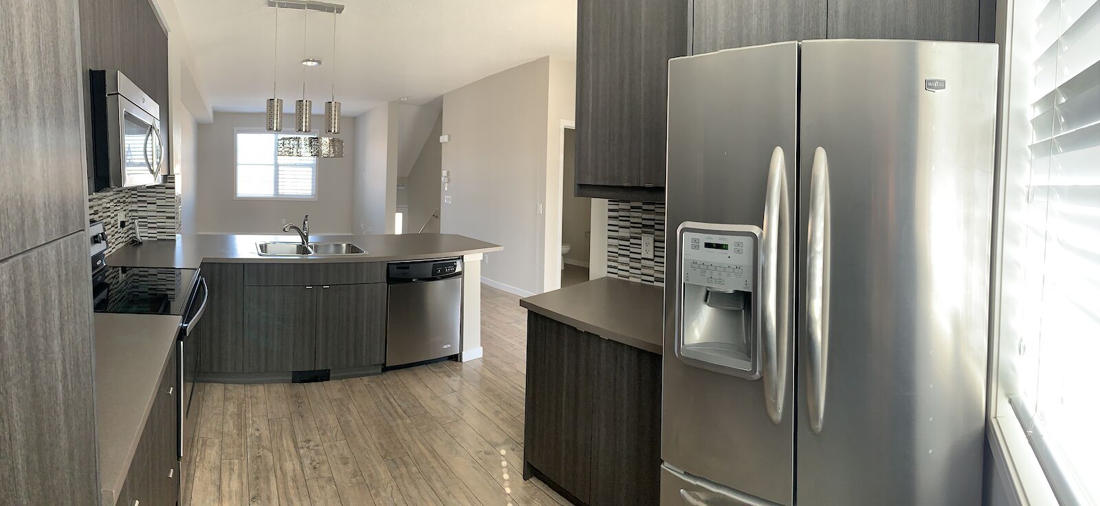 Calgary 2 bedrooms Room For Rent for rent. Property photo: 671508-1