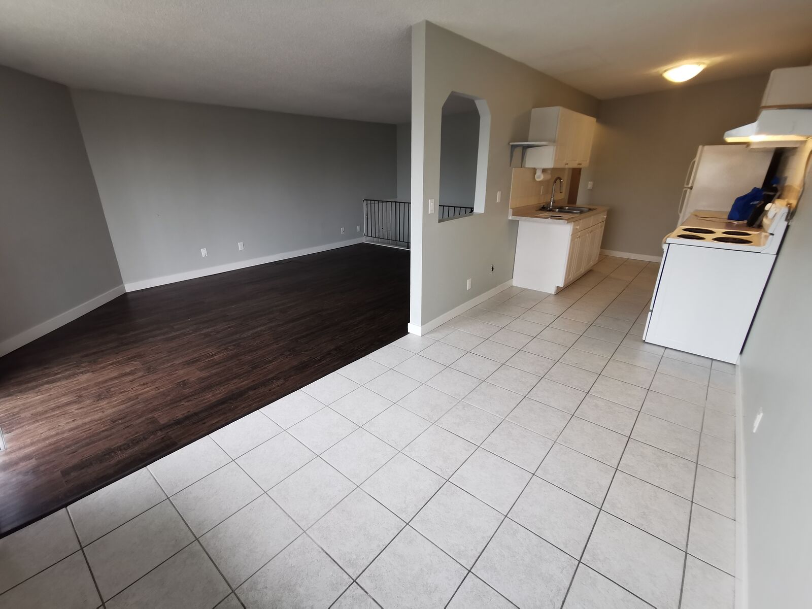 Calgary 3 bedrooms Main Floor for rent. Property photo: 671966-1