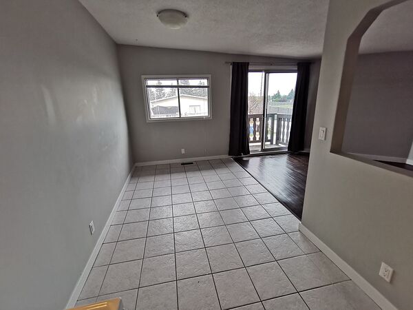 Calgary 3 bedrooms Main Floor for rent. Property photo: 671966-3