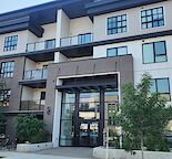 Stunning 2 bed 2 Bath modern design condo in University District