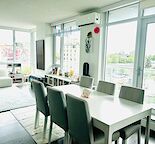 The Smith - 2 Bed / 2 Bath Bright South facing apartment