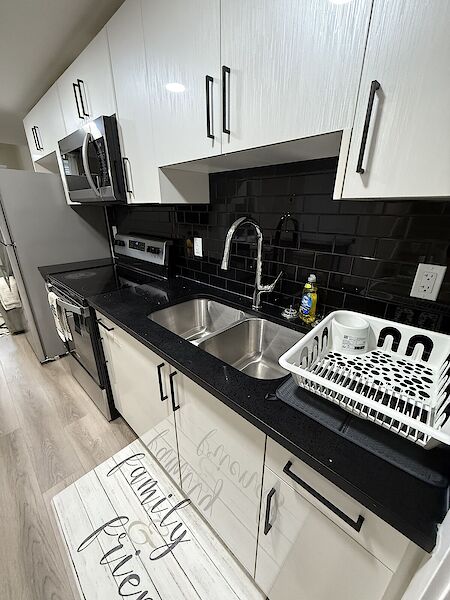 Edmonton 1 bedroom Basement for rent. Property photo: 672795-2