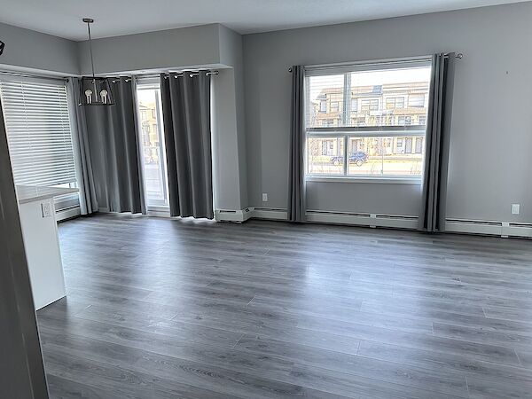 Calgary 2 bedrooms Condo Unit for rent. Property photo: 672915-3