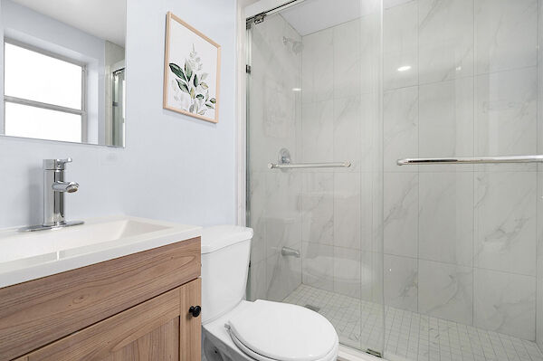 Niagara Falls studio House for rent. Property photo: 672966-2